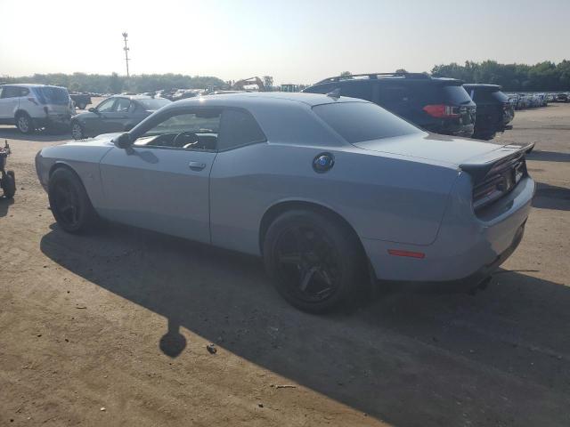 2C3CDZFJ4LH246995 - 2020 DODGE CHALLENGER R/T SCAT PACK GRAY photo 2