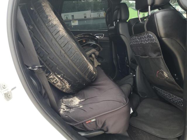 1C4RJFAG6HC701980 - 2017 JEEP GRAND CHER LAREDO WHITE photo 11