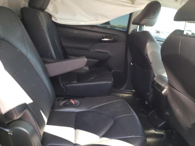 5TDGZRBH2LS006704 - 2020 TOYOTA HIGHLANDER XLE GRAY photo 10