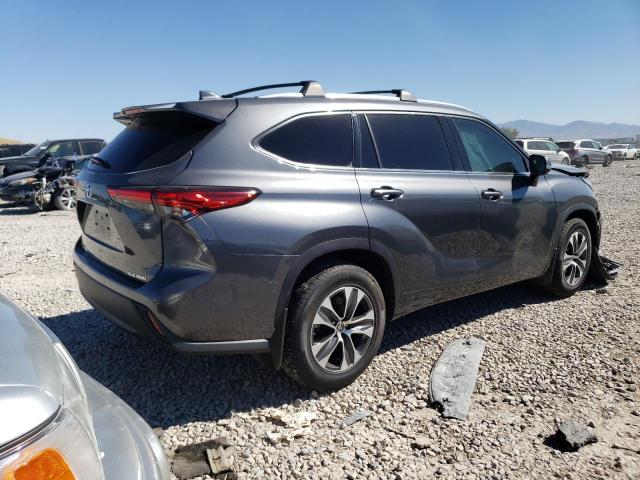 5TDGZRBH2LS006704 - 2020 TOYOTA HIGHLANDER XLE GRAY photo 3