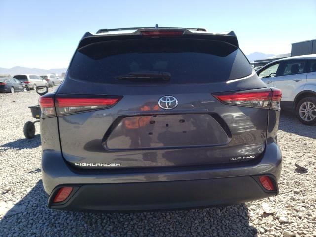 5TDGZRBH2LS006704 - 2020 TOYOTA HIGHLANDER XLE GRAY photo 6