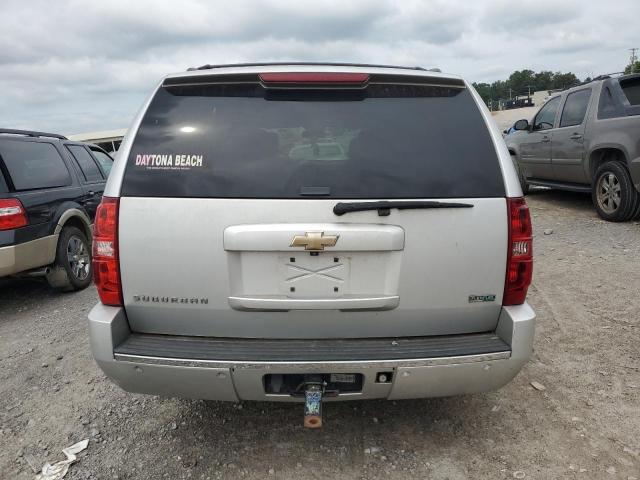 1GNSCKE05BR272859 - 2011 CHEVROLET SUBURBAN C1500 LTZ SILVER photo 6