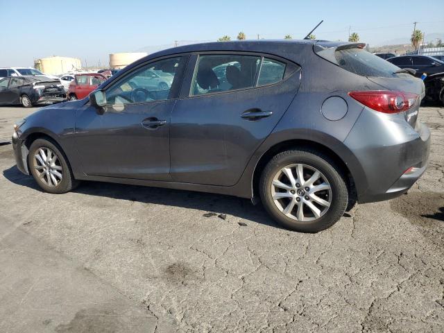 3MZBN1K72JM206913 - 2018 MAZDA 3 SPORT ნაცრისფერი ფოტო 2