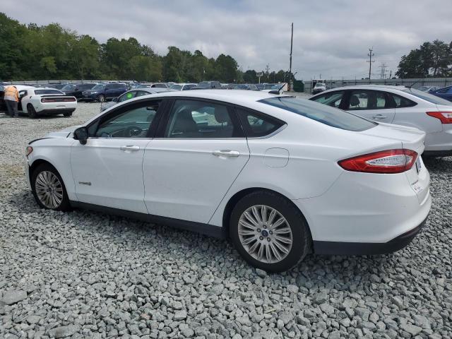 3FA6P0UU7GR177244 - 2016 FORD FUSION S HYBRID WHITE photo 2