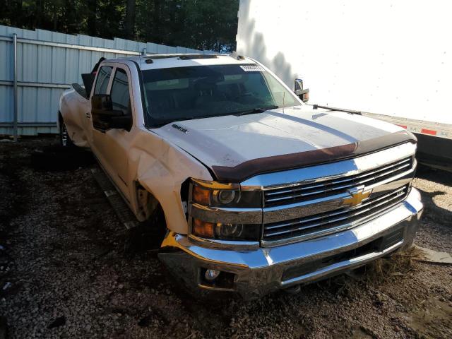 1GC4K0C83FF559710 - 2015 CHEVROLET SILVERADO K3500 LTZ WHITE photo 4