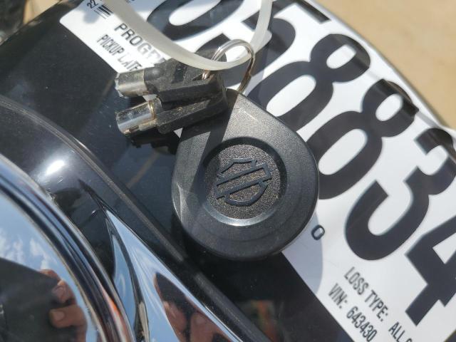 1HD1KBC14NB643430 - 2022 HARLEY-DAVIDSON FLHX BLACK photo 8