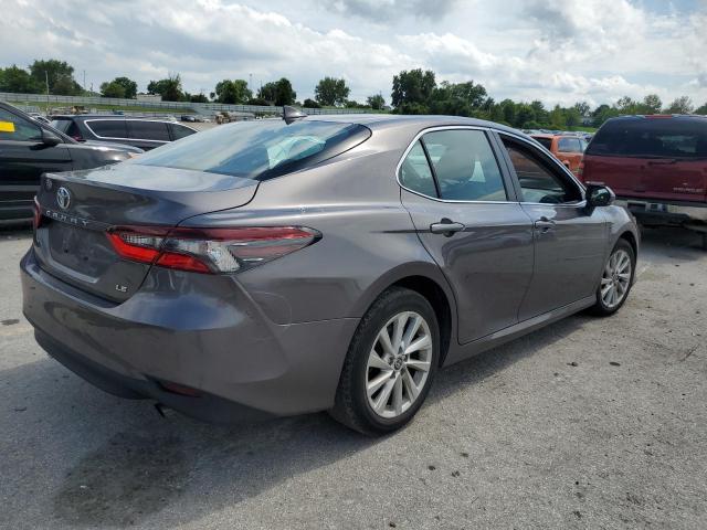 4T1R11AK7PU762282 - 2023 TOYOTA CAMRY LE GRAY photo 3