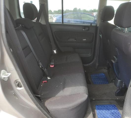 JTLKT324750205084 - 2005 TOYOTA SCION XB GRAY photo 11