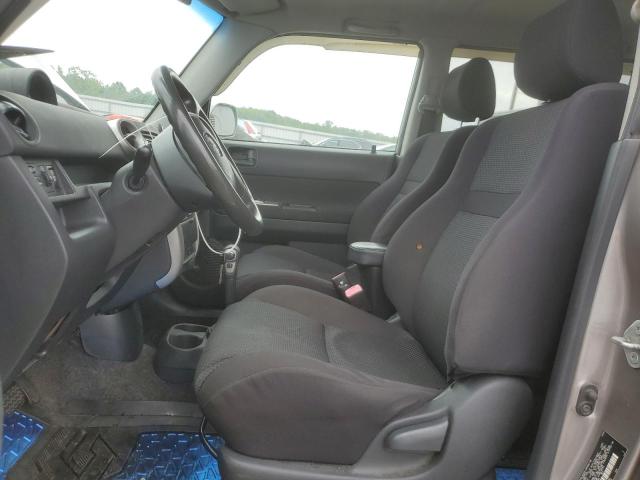 JTLKT324750205084 - 2005 TOYOTA SCION XB GRAY photo 7