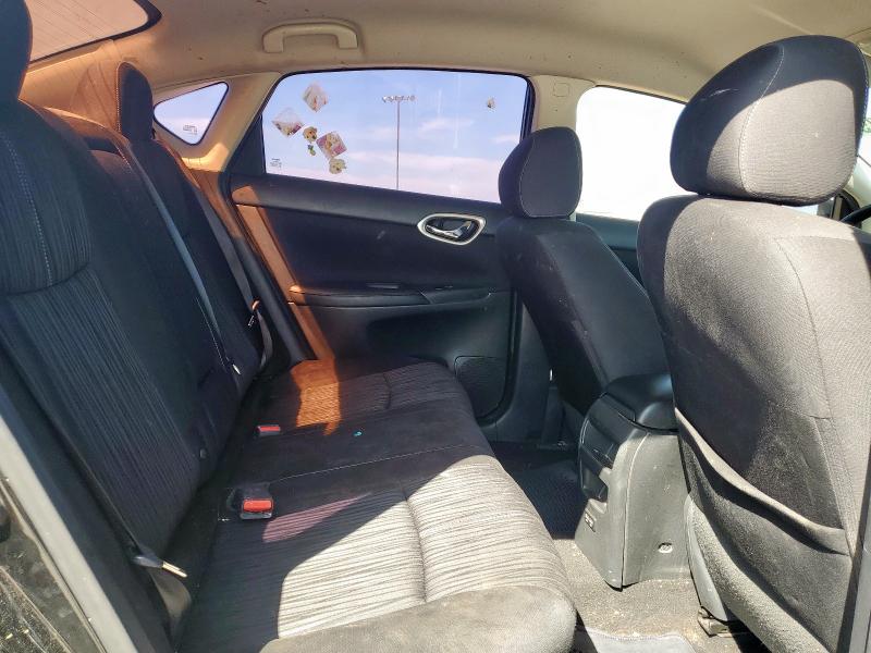 3N1AB7AP8JL624798 - 2018 NISSAN SENTRA S 黑色 照片 10