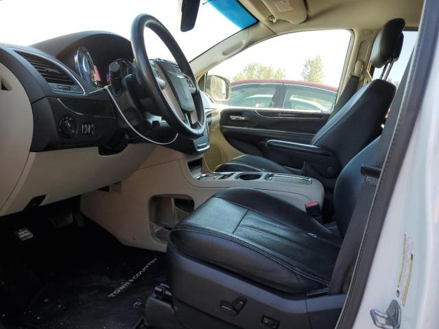 2C4RC1CG3FR707623 - 2015 CHRYSLER TOWN & COU TOURING L WHITE photo 7