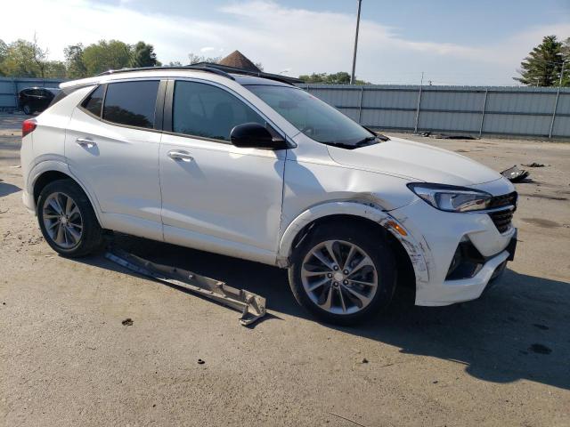 KL4MMDSL2LB107526 - 2020 BUICK ENCORE GX SELECT WHITE photo 4