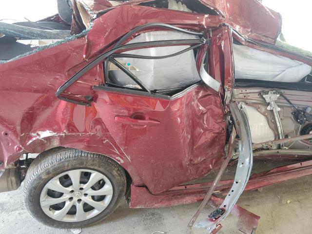 5YFB4MDE8PP071165 - 2023 TOYOTA COROLLA LE წითელი ფოტო 10