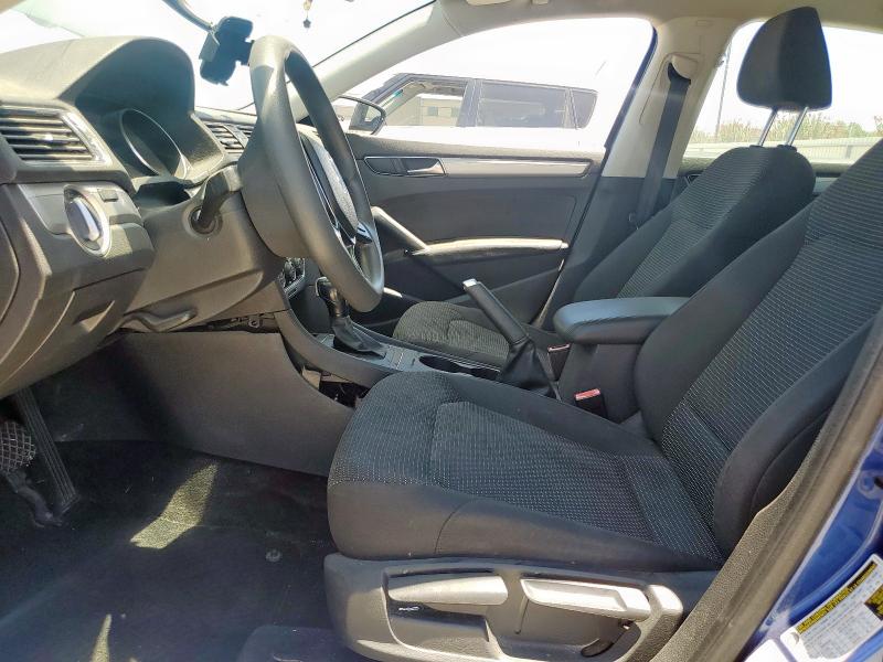 1VWAT7A31HC049454 - 2017 VOLKSWAGEN PASSAT S Mavi foto 7