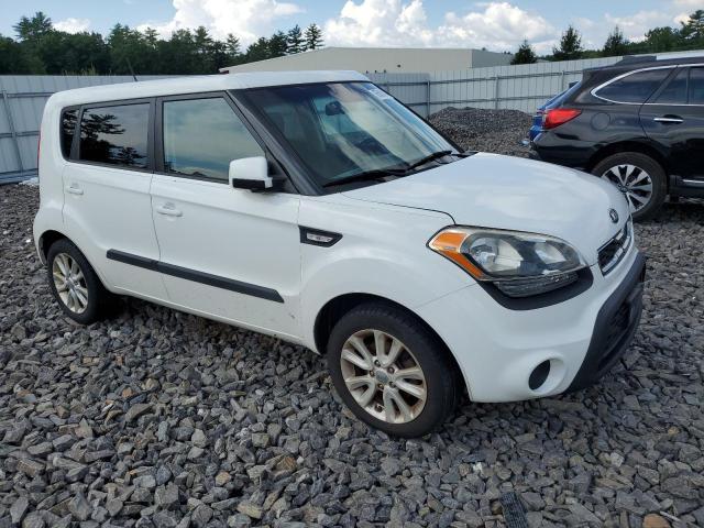 KNDJT2A5XD7575592 - 2013 KIA SOUL WHITE photo 4