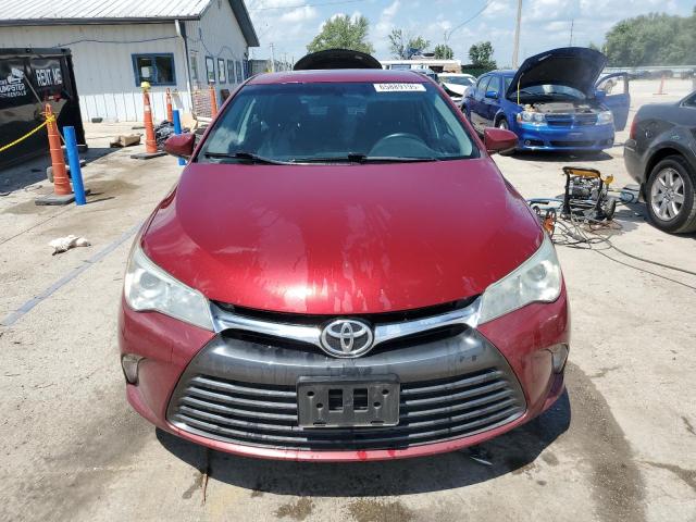 4T1BF1FK4FU928431 - 2015 TOYOTA CAMRY LE RED photo 5