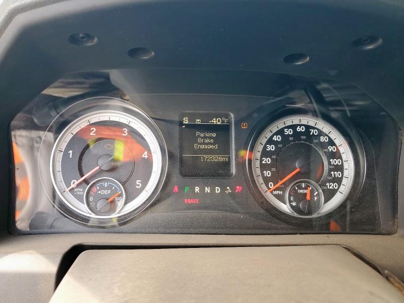 3C6UR5HL1FG655394 - 2015 RAM 2500 ST 白色 照片 9