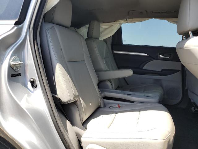 5TDJKRFH2ES012140 - 2014 TOYOTA HIGHLANDER XLE SILVER photo 11
