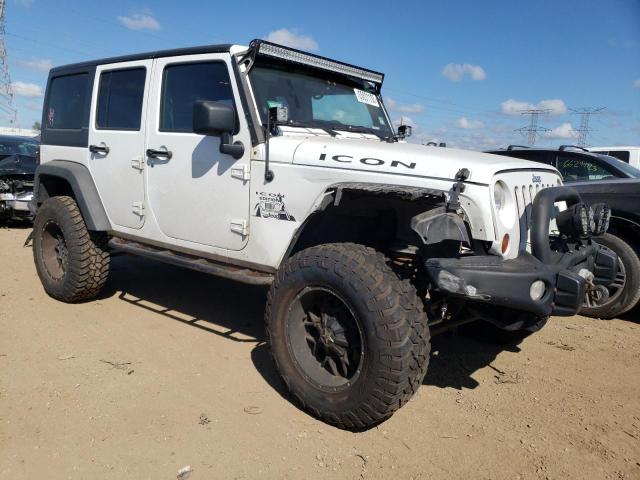 1C4BJWEG0DL671333 - 2013 JEEP WRANGLER SAHARA WHITE photo 4