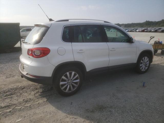 WVGAV7AX7BW501053 - 2011 VOLKSWAGEN TIGUAN S თეთრი ფოტო 3