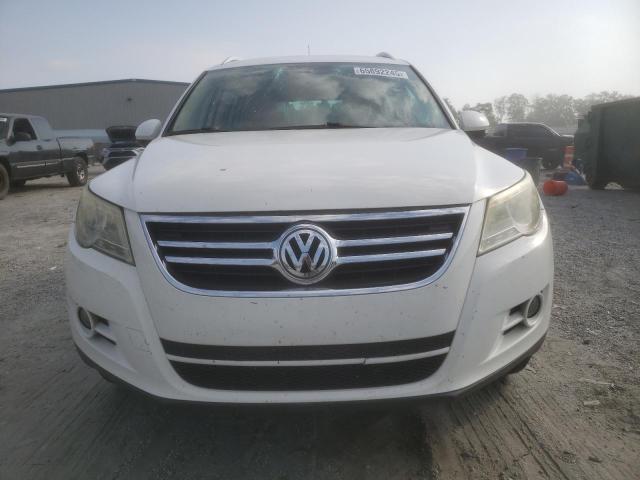 WVGAV7AX7BW501053 - 2011 VOLKSWAGEN TIGUAN S თეთრი ფოტო 5