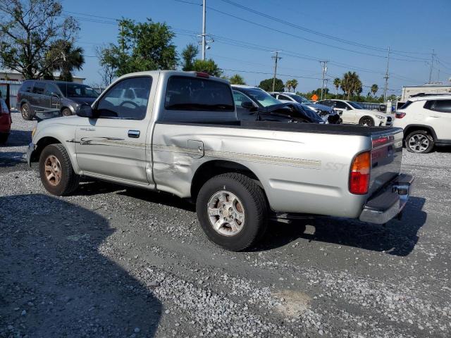 4TANL42N2YZ637830 - 2000 TOYOTA TACOMA SILVER photo 2