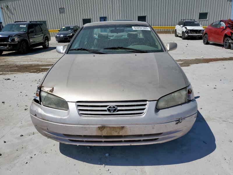 JT2BG22K3W0202072 - 1998 TOYOTA CAMRY CE 棕色 照片 5