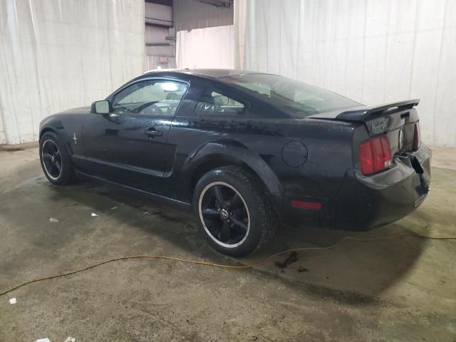 1ZVFT80N865155058 - 2006 FORD MUSTANG BLACK photo 2