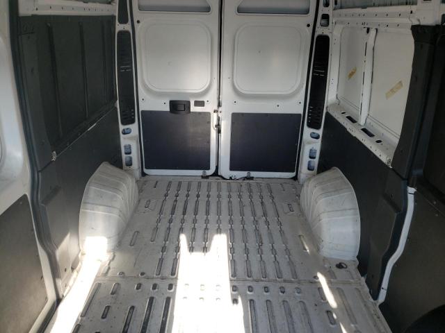 3C6TRVCG9JE138970 - 2018 RAM PROMASTER 2500 HIGH أبيض صورة 10