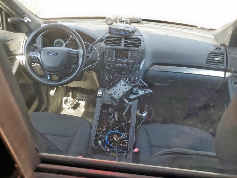 1FM5K8AT0JGA99561 - 2018 FORD EXPLORER POLICE INTERCEPTOR TWO TONE photo 8