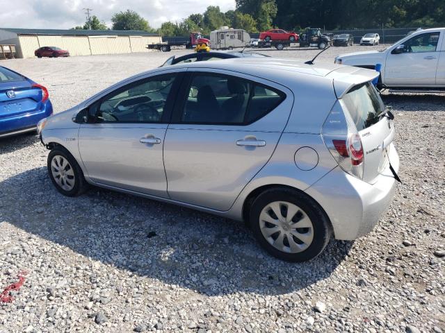 JTDKDTB32E1073801 - 2014 TOYOTA PRIUS C SILVER photo 2