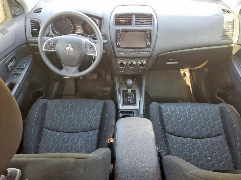 JA4APUAU2NU017756 - 2022 MITSUBISHI OUTLANDER ES შავი ფოტო 8