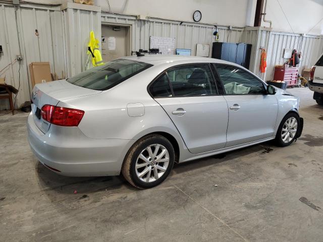 3VWDP7AJXCM402121 - 2012 VOLKSWAGEN JETTA SE SILVER photo 3