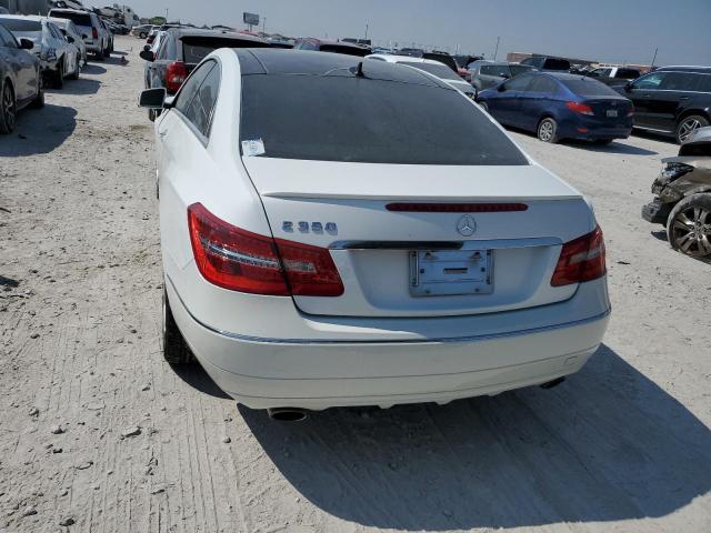 WDDKJ5KB5DF197953 - 2013 MERCEDES-BENZ E 350 WHITE photo 6