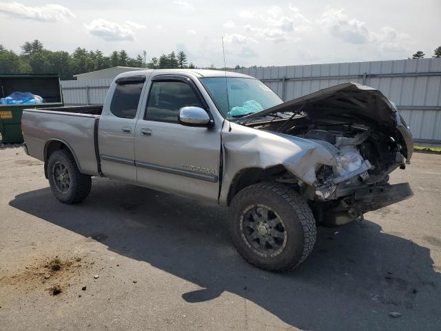 5TBBT441X4S441110 - 2004 TOYOTA TUNDRA ACCESS CAB SR5 SILVER photo 4