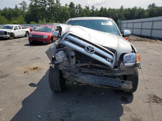 5TBBT441X4S441110 - 2004 TOYOTA TUNDRA ACCESS CAB SR5 SILVER photo 5