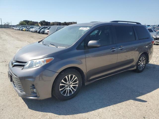 5TDYZ3DC3LS026883 - 2020 TOYOTA SIENNA XLE GRAY photo 1