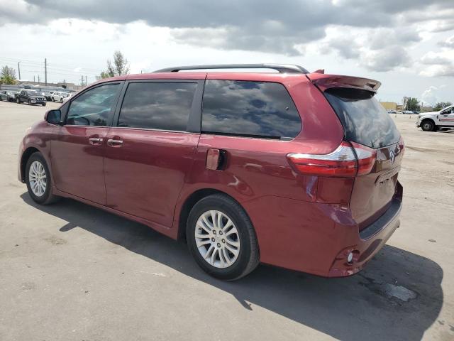 5TDYZ3DC1JS919082 - 2018 TOYOTA SIENNA XLE RED photo 2