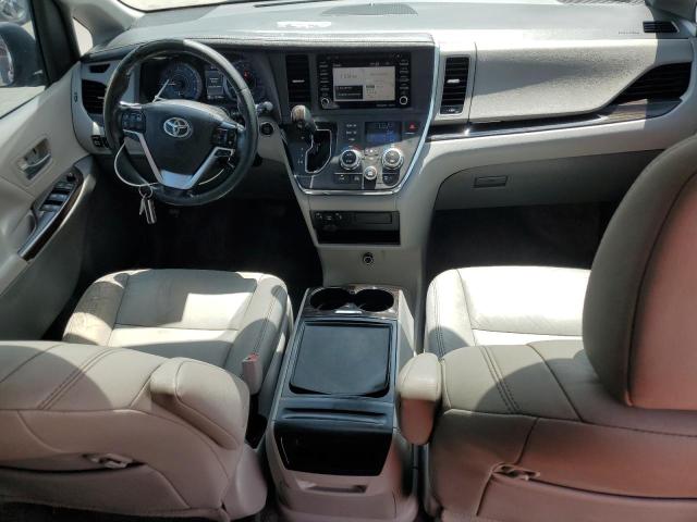 5TDYZ3DC1JS919082 - 2018 TOYOTA SIENNA XLE RED photo 8