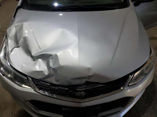 1G1BC5SM3J7124908 - 2018 CHEVROLET CRUZE LS Gümüş foto 11