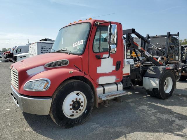 1FVACWDD35HN50060 - 2005 FREIGHTLINER M2 106 MEDIUM DUTY RED photo 2