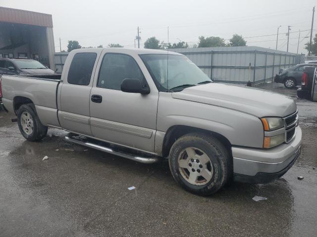 1GCEC19V37Z101167 - 2007 CHEVROLET SILVERADO C1500 CLASSIC Qəhvəyi foto 4