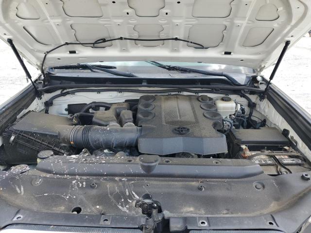 JTEZU5JR3B5026048 - 2011 TOYOTA 4RUNNER SR5 WHITE photo 11