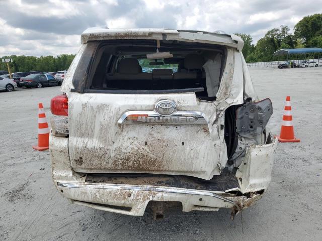 JTEZU5JR3B5026048 - 2011 TOYOTA 4RUNNER SR5 WHITE photo 6