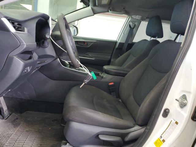 JTMMWRFVXRD246292 - 2024 TOYOTA RAV4 LE თეთრი ფოტო 7