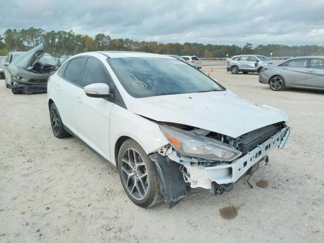 1FADP3H23JL302375 - 2018 FORD FOCUS SEL WHITE photo 1