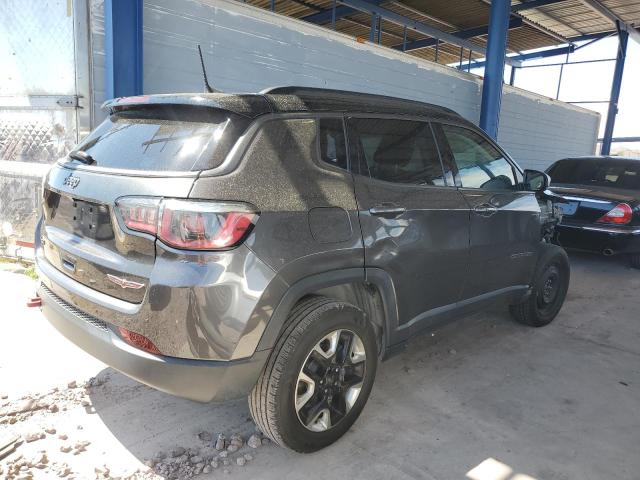 3C4NJDDB9JT451096 - 2018 JEEP COMPASS TRAILHAWK GRAY photo 3