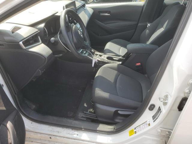 5YFEPRAE6LP060875 - 2020 TOYOTA COROLLA LE WHITE photo 7