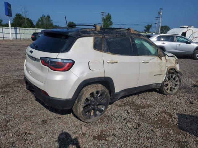 3C4NJDCB7KT668598 - 2019 JEEP COMPASS LIMITED Білий фото 3