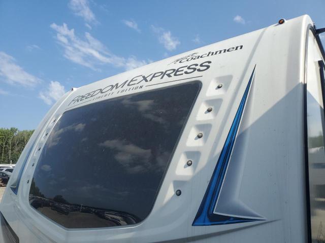 5ZT2FEXB3MW017002 - 2021 FREE MOTORHOME WHITE photo 9